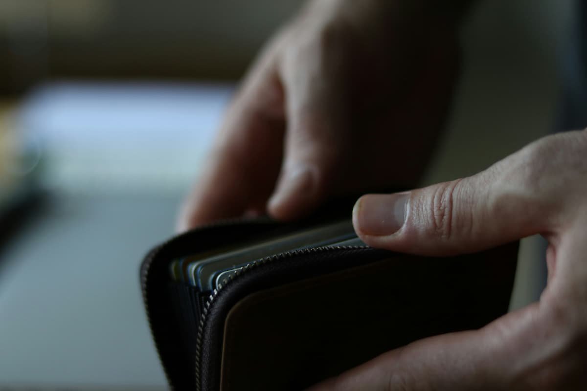 Lost Your Wallet or Purse? 12 Step Guide to Easing the Stress